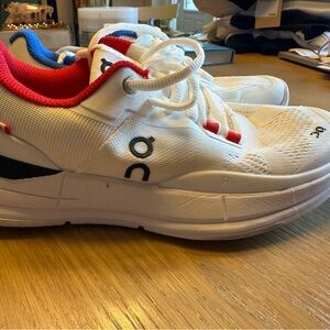 On Cloud Roger Pro Tennis Court Shoes